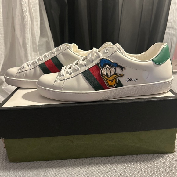 White Sneakers with Donald Duck Design - Picture 2 of 7